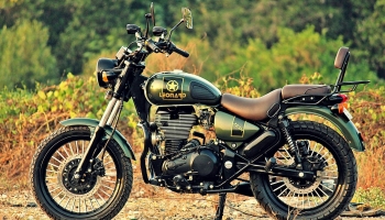 Leonardo Modified Royal Enfield Thunderbird